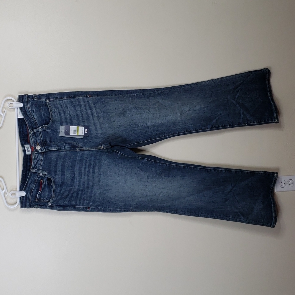 Tommy Jeans Mid-Rise Bootcut Jeans